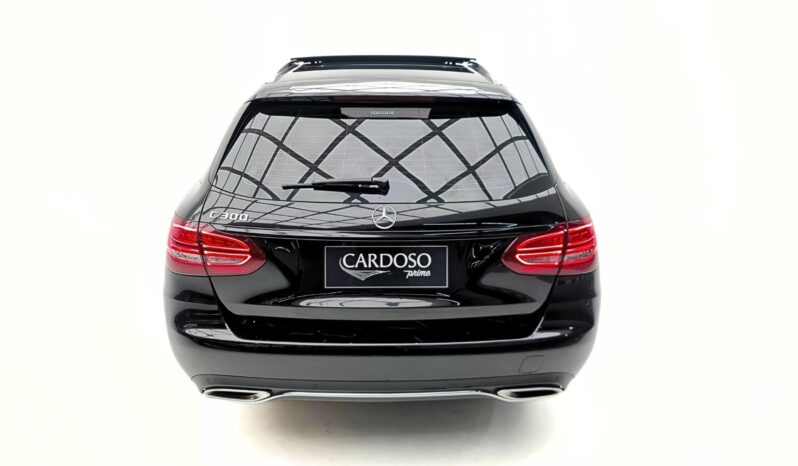 
								MERCEDES-BENZ C 300 cheio									