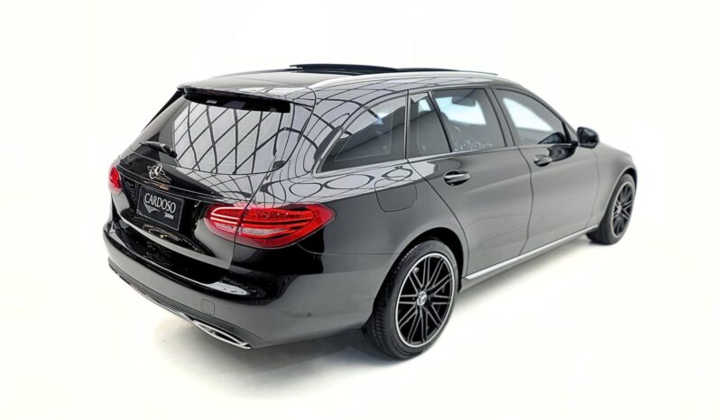 
								MERCEDES-BENZ C 300 cheio									