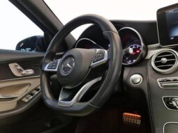 
										MERCEDES-BENZ C 300 cheio									