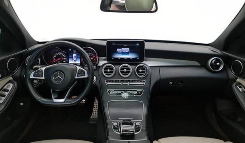 
								MERCEDES-BENZ C 300 cheio									