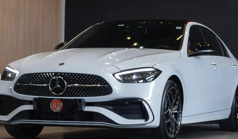 
								MERCEDES-BENZ C 300 cheio									