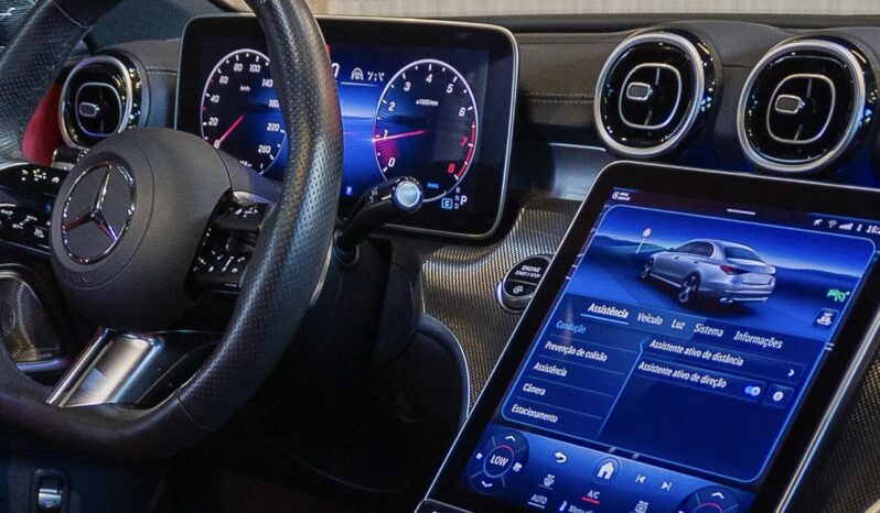 
								MERCEDES-BENZ C 300 cheio									
