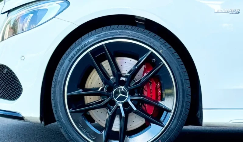 
								MERCEDES-BENZ C 43 AMG cheio									