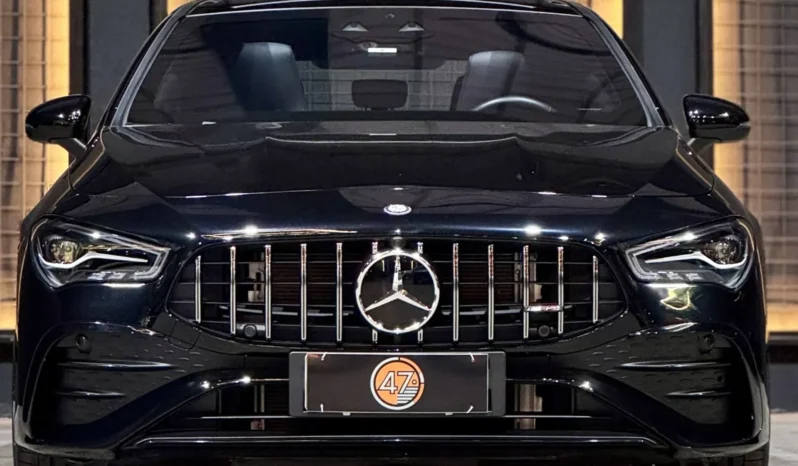 
								MERCEDES-BENZ CLA 35 AMG cheio									