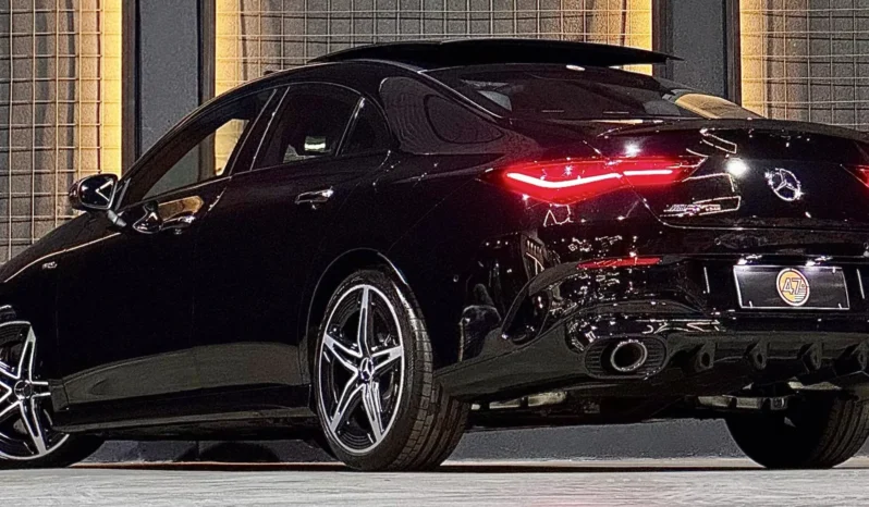 
								MERCEDES-BENZ CLA 35 AMG cheio									