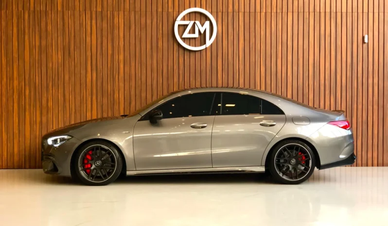 
								MERCEDES-BENZ CLA 45 AMG cheio									