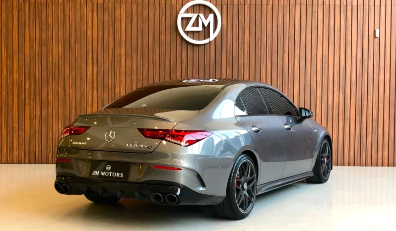 
								MERCEDES-BENZ CLA 45 AMG cheio									
