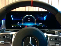 
										MERCEDES-BENZ CLA 45 AMG cheio									