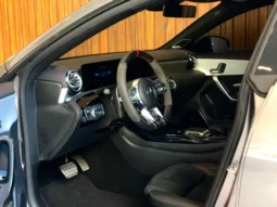 
										MERCEDES-BENZ CLA 45 AMG cheio									