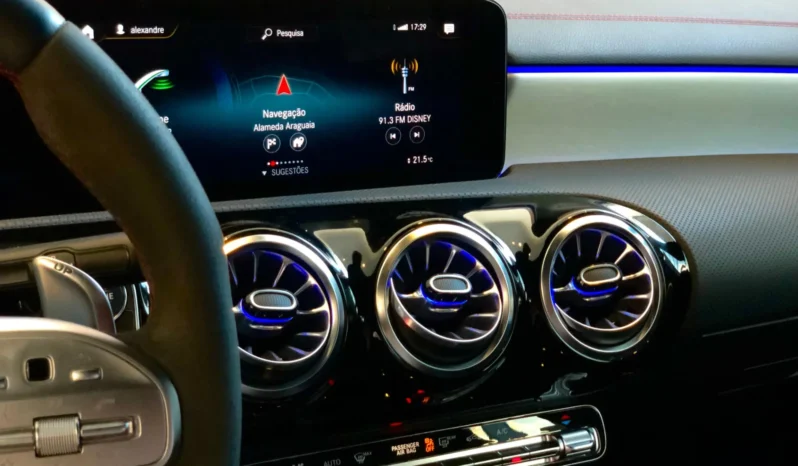 
								MERCEDES-BENZ CLA 45 AMG cheio									