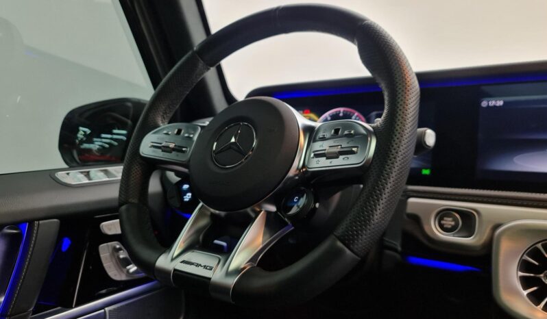 
								MERCEDES-BENZ G 63 AMG cheio									