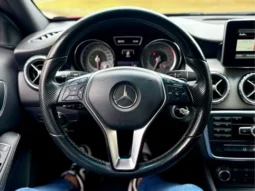 
										MERCEDES-BENZ GLA 200 cheio									