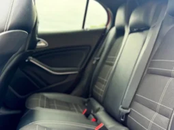 
										MERCEDES-BENZ GLA 200 cheio									