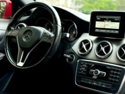 
										MERCEDES-BENZ GLA 200 cheio									