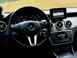 
										MERCEDES-BENZ GLA 200 cheio									