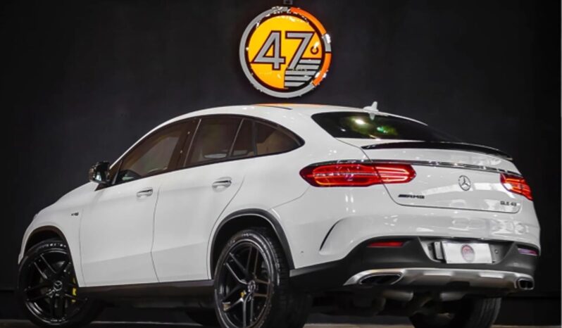 
								MERCEDES-BENZ GLE 43 AMG cheio									