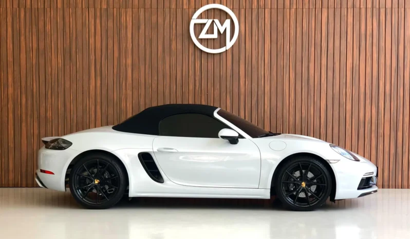 
								PORSCHE 718 cheio									