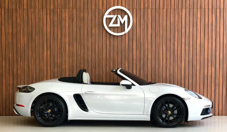 
								PORSCHE 718 cheio									