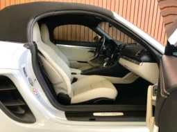 
										PORSCHE 718 cheio									