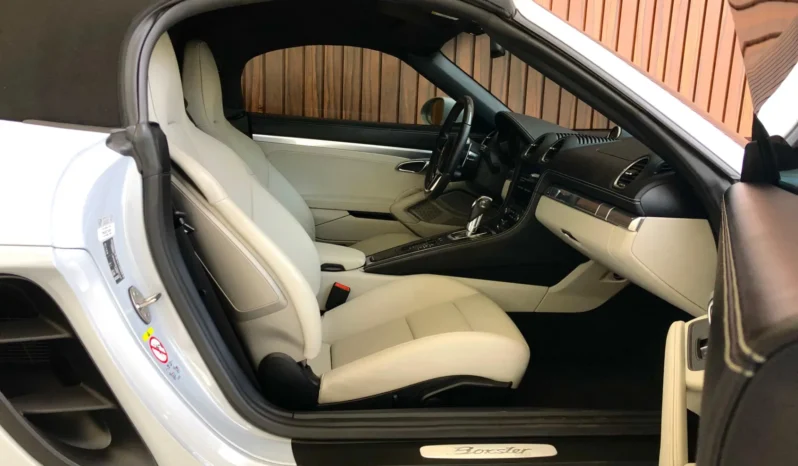 
								PORSCHE 718 cheio									