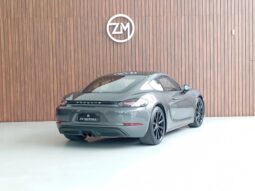 
										PORSCHE 718 cheio									