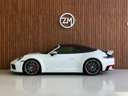 
										PORSCHE 911 CABRIOLET cheio									