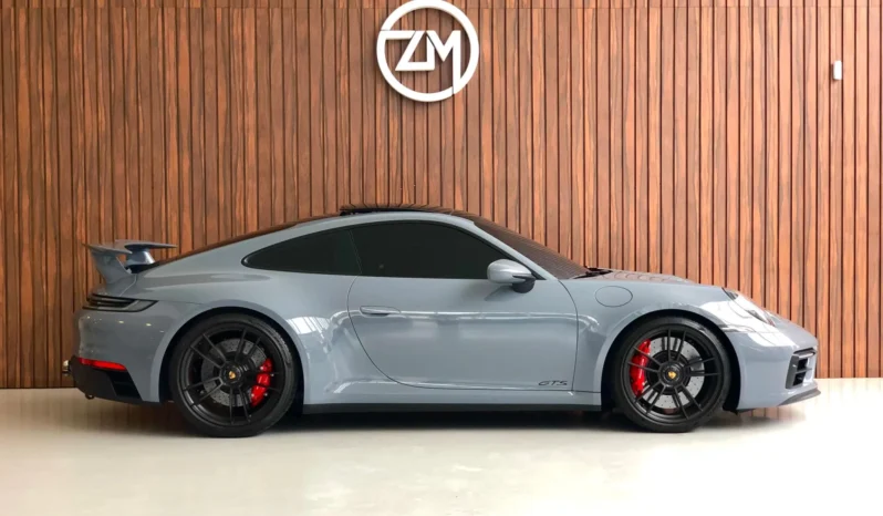 
								PORSCHE 911 cheio									