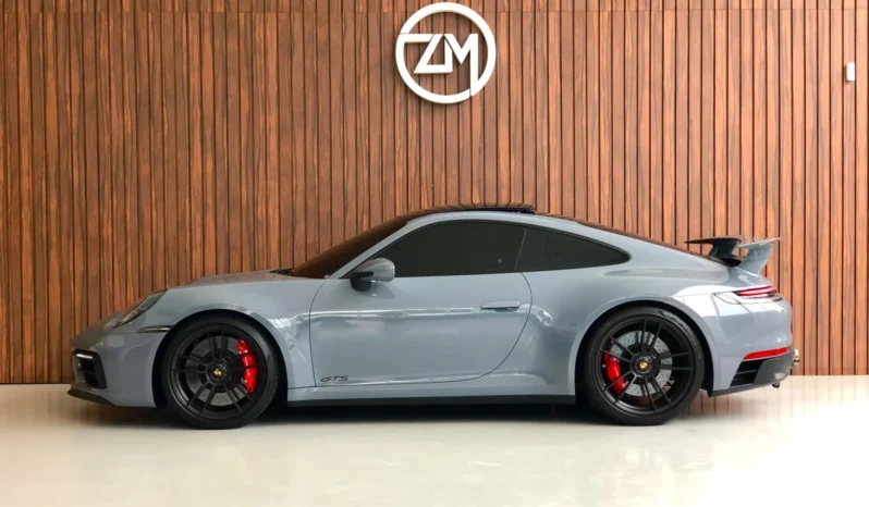 
								PORSCHE 911 cheio									