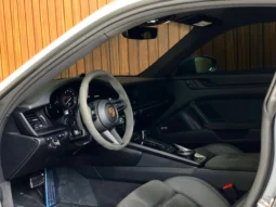 
										PORSCHE 911 cheio									