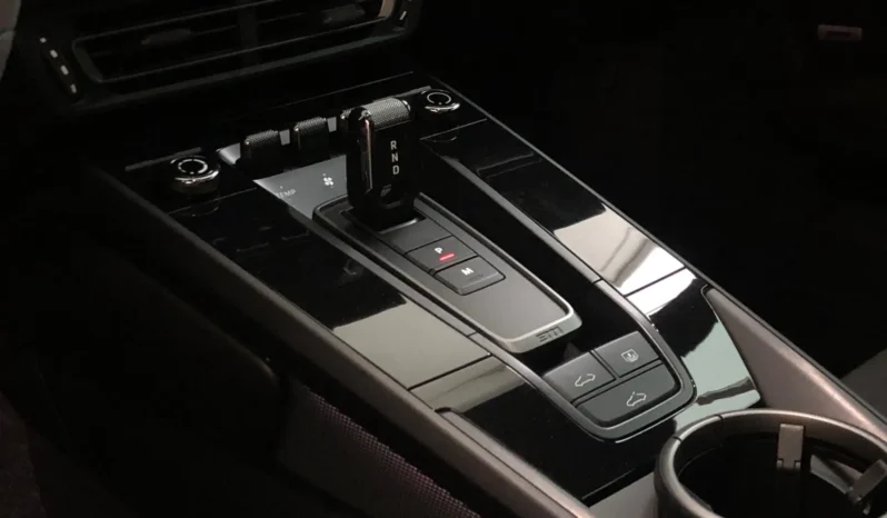 
								PORSCHE 911 cheio									