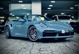 PORSCHE 911 CABRIOLET