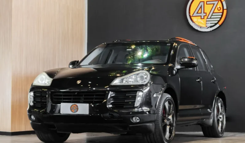 
								PORSCHE CAYENNE V8 cheio									