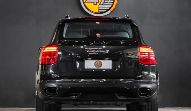 
								PORSCHE CAYENNE V8 cheio									