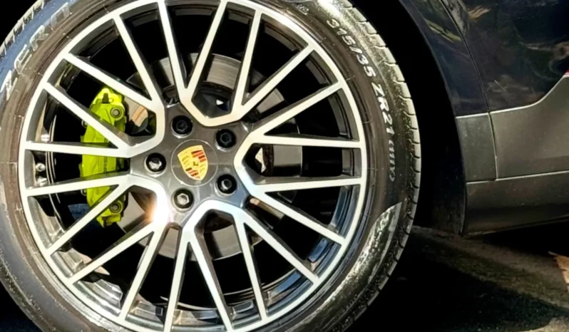 
								PORSCHE CAYENNE cheio									