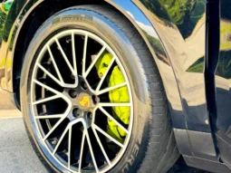 
										PORSCHE CAYENNE cheio									