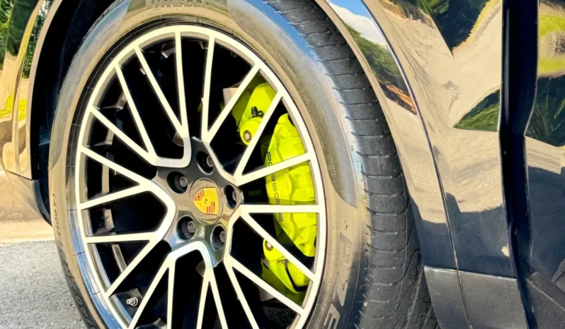 
								PORSCHE CAYENNE cheio									