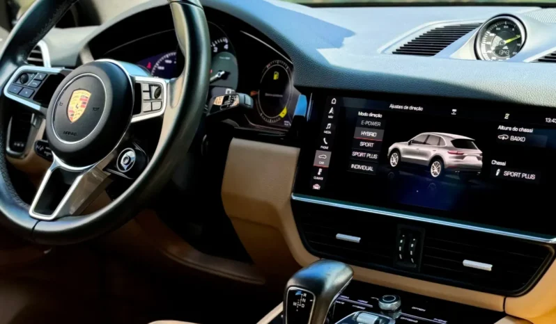 
								PORSCHE CAYENNE cheio									