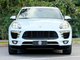 
										PORSCHE MACAN cheio									