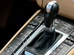
										PORSCHE MACAN cheio									