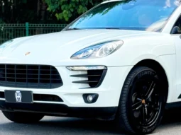 
										PORSCHE MACAN cheio									