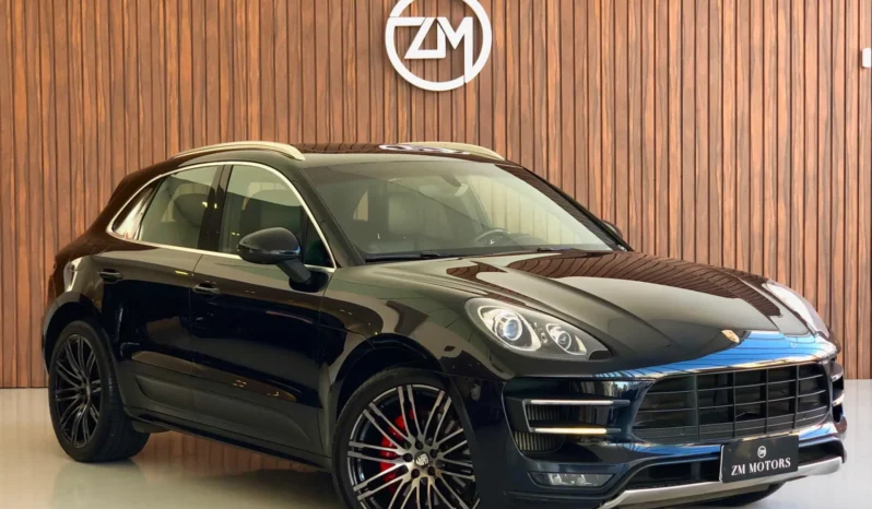 
								PORSCHE MACAN cheio									