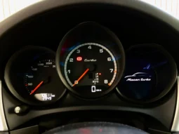 
										PORSCHE MACAN cheio									