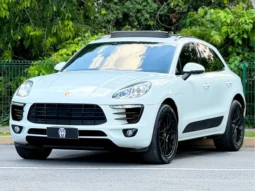 Porsche Macan S V6 alphaville
