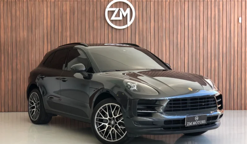 
								PORSCHE MACAN cheio									