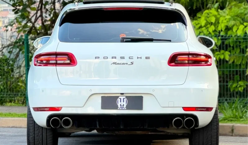 
								PORSCHE MACAN cheio									