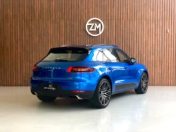 
										PORSCHE MACAN cheio									