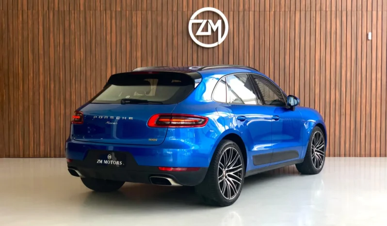 
								PORSCHE MACAN cheio									