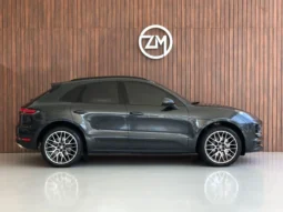 
										PORSCHE MACAN cheio									