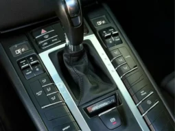 
										PORSCHE MACAN cheio									
