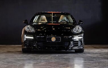 PORSCHE PANAMERA V6